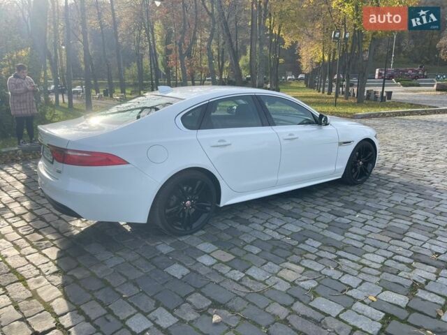 Белый Ягуар ХФ, объемом двигателя 2 л и пробегом 70 тыс. км за 19500 $, фото 8 на Automoto.ua