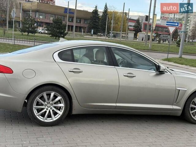 Бежевый Ягуар ХФ, объемом двигателя 2 л и пробегом 171 тыс. км за 9650 $, фото 6 на Automoto.ua