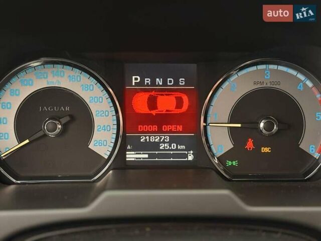 Черный Ягуар ХФ, объемом двигателя 2.7 л и пробегом 217 тыс. км за 7940 $, фото 24 на Automoto.ua