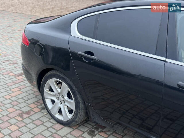 Черный Ягуар ХФ, объемом двигателя 2.72 л и пробегом 238 тыс. км за 7700 $, фото 21 на Automoto.ua