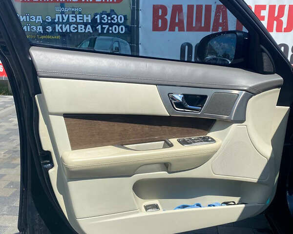 Черный Ягуар ХФ, объемом двигателя 2.97 л и пробегом 230 тыс. км за 9000 $, фото 18 на Automoto.ua