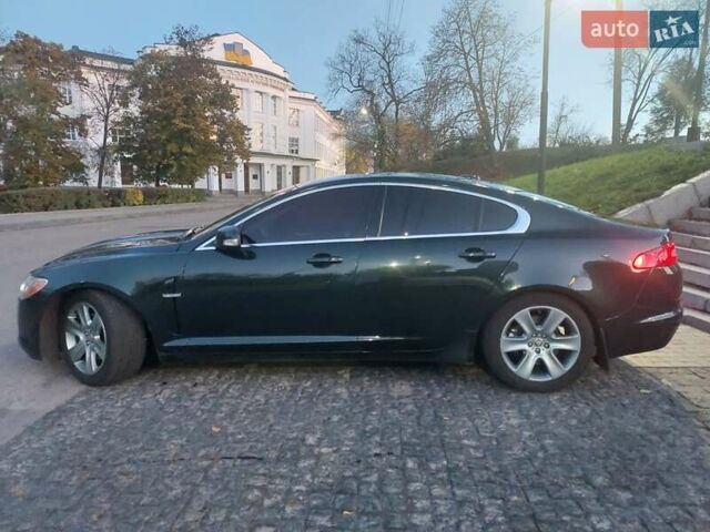 Черный Ягуар ХФ, объемом двигателя 2.97 л и пробегом 288 тыс. км за 7800 $, фото 7 на Automoto.ua
