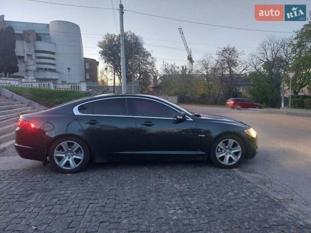 Черный Ягуар ХФ, объемом двигателя 2.97 л и пробегом 288 тыс. км за 7800 $, фото 8 на Automoto.ua