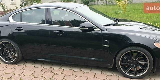 Чорний Ягуар ХФ, об'ємом двигуна 5 л та пробігом 180 тис. км за 43000 $, фото 13 на Automoto.ua