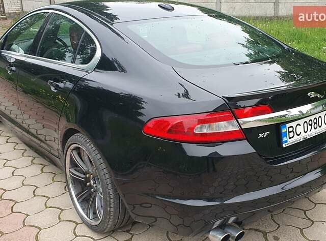 Чорний Ягуар ХФ, об'ємом двигуна 5 л та пробігом 180 тис. км за 43000 $, фото 14 на Automoto.ua
