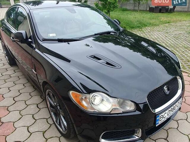 Чорний Ягуар ХФ, об'ємом двигуна 5 л та пробігом 180 тис. км за 43000 $, фото 2 на Automoto.ua