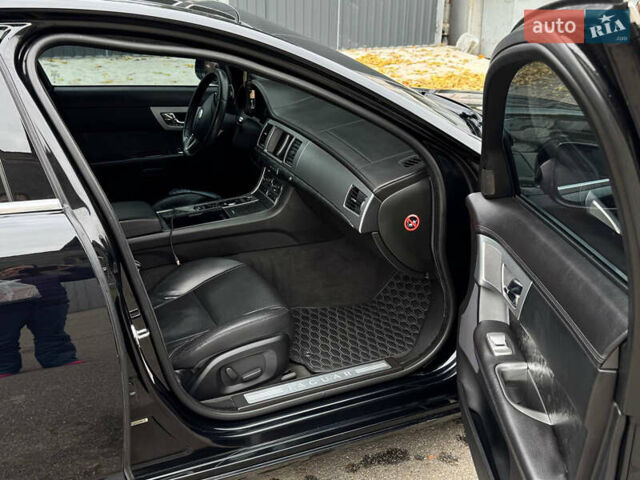 Черный Ягуар ХФ, объемом двигателя 2 л и пробегом 225 тыс. км за 15000 $, фото 8 на Automoto.ua
