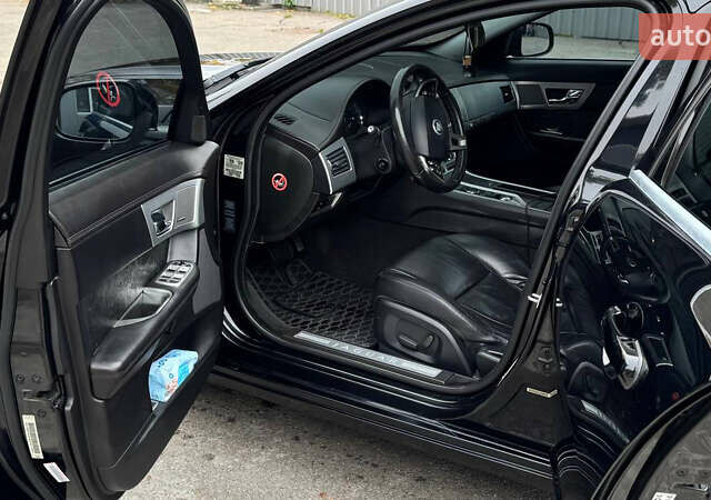 Черный Ягуар ХФ, объемом двигателя 2 л и пробегом 225 тыс. км за 15000 $, фото 12 на Automoto.ua