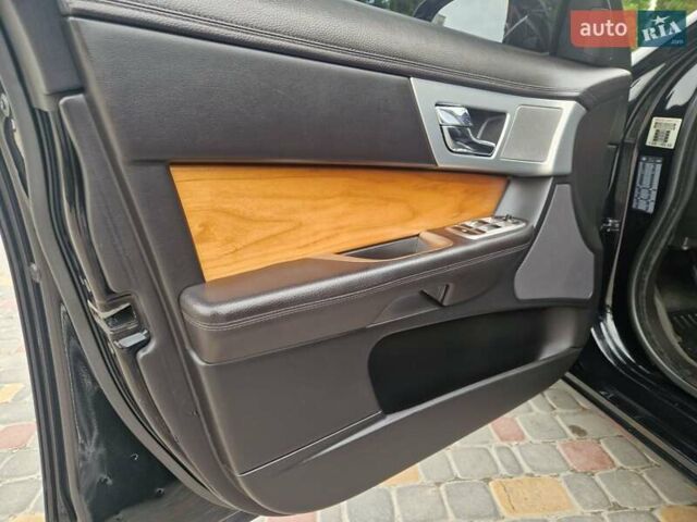 Черный Ягуар ХФ, объемом двигателя 2.2 л и пробегом 269 тыс. км за 14800 $, фото 27 на Automoto.ua