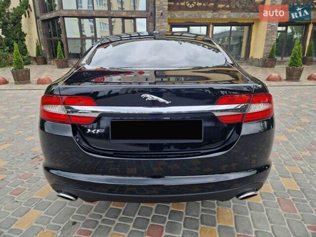 Черный Ягуар ХФ, объемом двигателя 2.2 л и пробегом 269 тыс. км за 13999 $, фото 15 на Automoto.ua