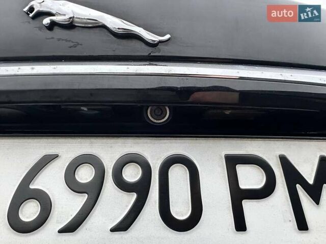 Черный Ягуар ХФ, объемом двигателя 2.97 л и пробегом 282 тыс. км за 9500 $, фото 7 на Automoto.ua