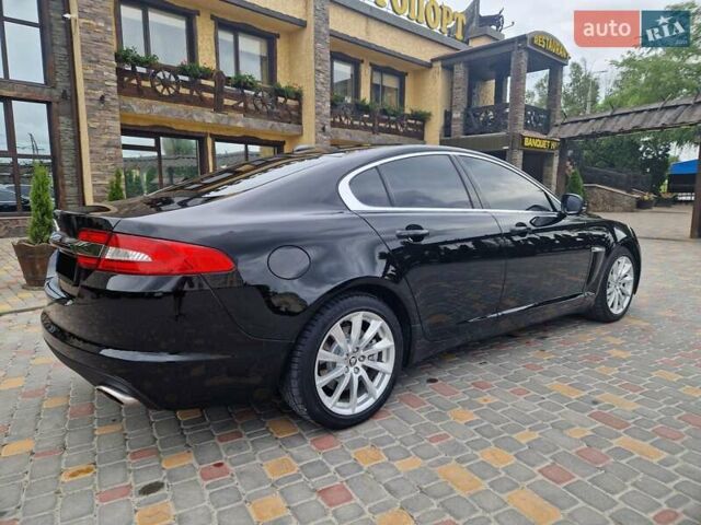 Черный Ягуар ХФ, объемом двигателя 2.2 л и пробегом 269 тыс. км за 14800 $, фото 18 на Automoto.ua