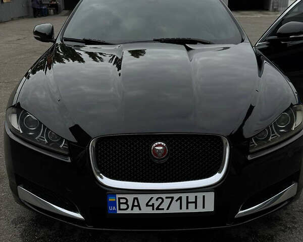 Черный Ягуар ХФ, объемом двигателя 2 л и пробегом 225 тыс. км за 15000 $, фото 1 на Automoto.ua