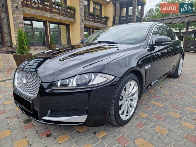Черный Ягуар ХФ, объемом двигателя 2.2 л и пробегом 269 тыс. км за 14800 $, фото 7 на Automoto.ua