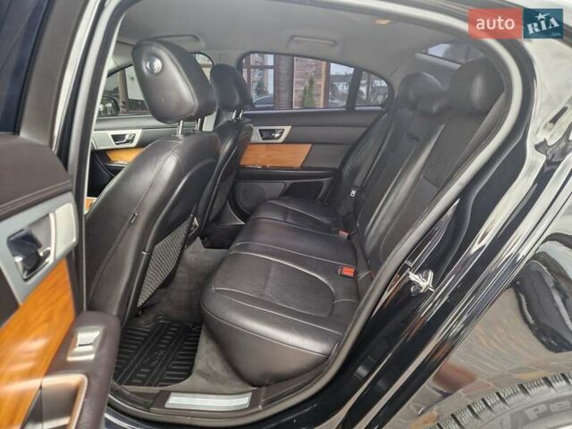 Черный Ягуар ХФ, объемом двигателя 2.2 л и пробегом 269 тыс. км за 14800 $, фото 45 на Automoto.ua