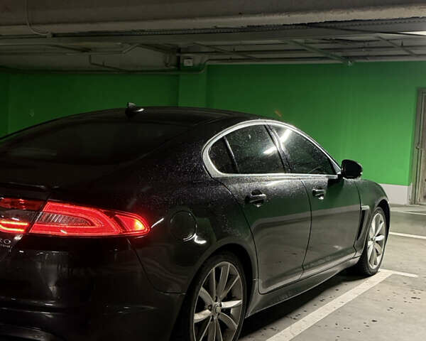 Черный Ягуар ХФ, объемом двигателя 3 л и пробегом 89 тыс. км за 14700 $, фото 4 на Automoto.ua