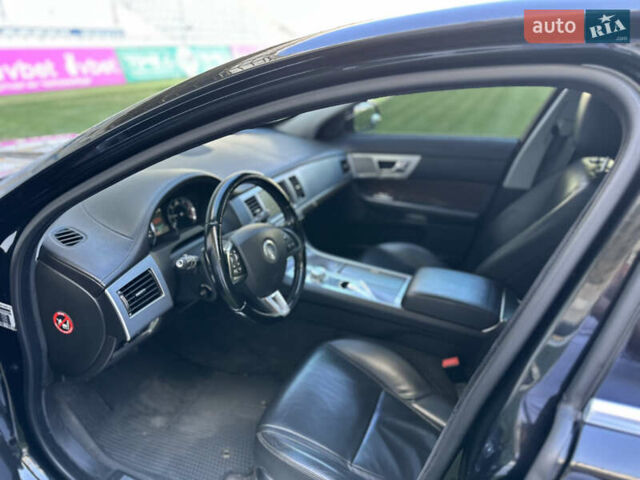 Чорний Ягуар ХФ, об'ємом двигуна 2.18 л та пробігом 208 тис. км за 12999 $, фото 24 на Automoto.ua