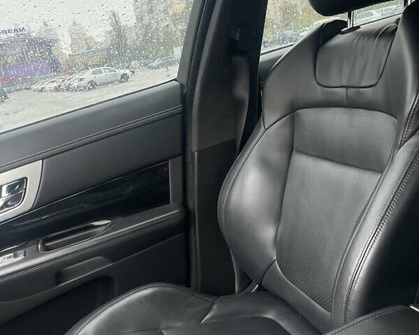 Черный Ягуар ХФ, объемом двигателя 3 л и пробегом 70 тыс. км за 17000 $, фото 55 на Automoto.ua