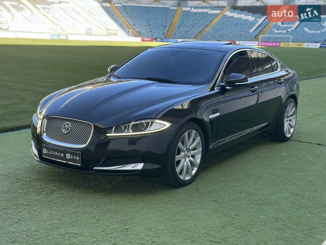 Чорний Ягуар ХФ, об'ємом двигуна 2.18 л та пробігом 208 тис. км за 12999 $, фото 7 на Automoto.ua