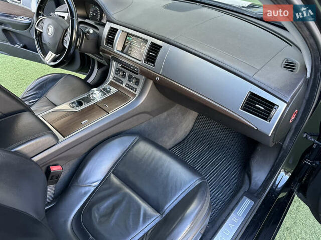 Чорний Ягуар ХФ, об'ємом двигуна 2.18 л та пробігом 208 тис. км за 12999 $, фото 45 на Automoto.ua