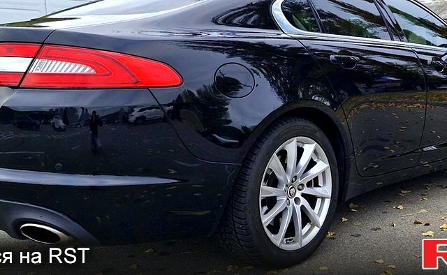 Черный Ягуар ХФ, объемом двигателя 2 л и пробегом 129 тыс. км за 16200 $, фото 7 на Automoto.ua