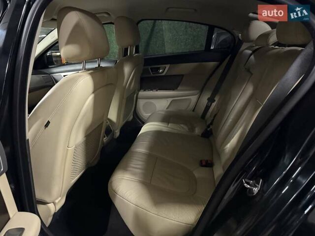 Черный Ягуар ХФ, объемом двигателя 2 л и пробегом 190 тыс. км за 10800 $, фото 26 на Automoto.ua