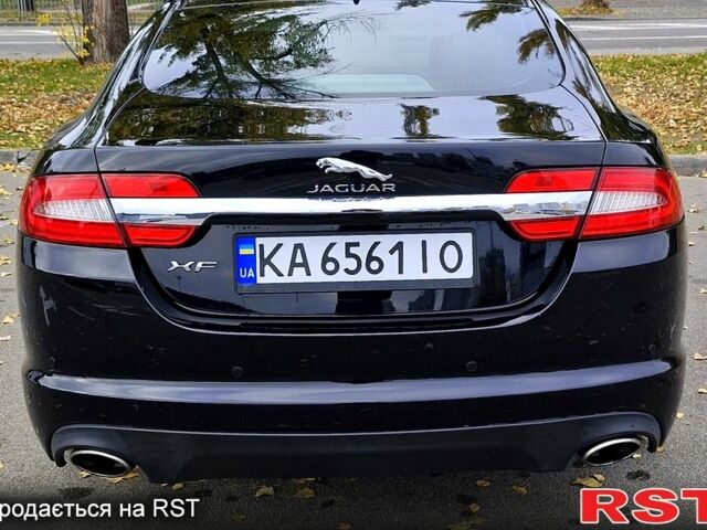 Черный Ягуар ХФ, объемом двигателя 2 л и пробегом 129 тыс. км за 16200 $, фото 2 на Automoto.ua
