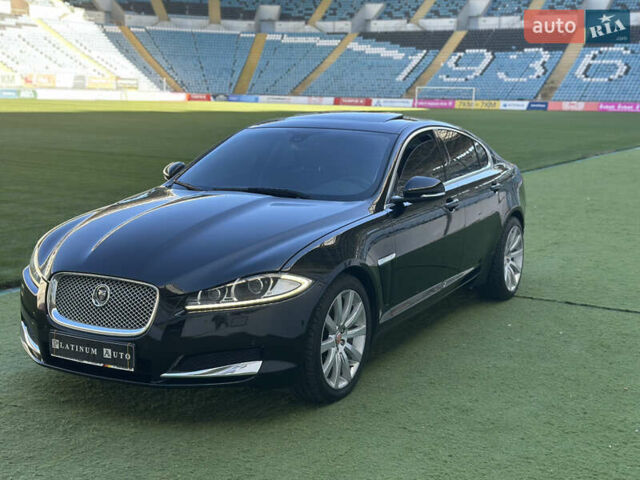 Чорний Ягуар ХФ, об'ємом двигуна 2.18 л та пробігом 208 тис. км за 12999 $, фото 4 на Automoto.ua