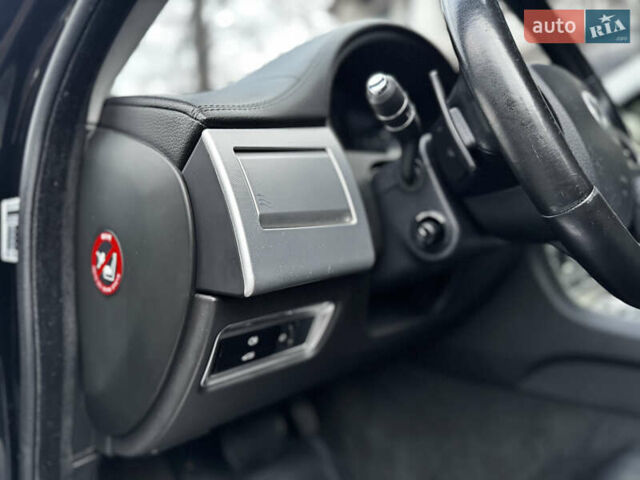 Черный Ягуар ХФ, объемом двигателя 2.18 л и пробегом 147 тыс. км за 10700 $, фото 15 на Automoto.ua