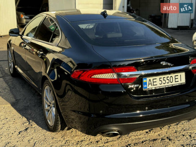 Черный Ягуар ХФ, объемом двигателя 2 л и пробегом 179 тыс. км за 13300 $, фото 8 на Automoto.ua