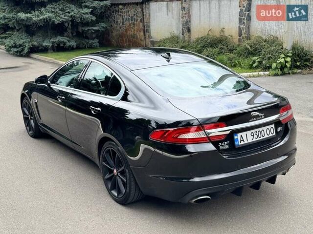 Черный Ягуар ХФ, объемом двигателя 3 л и пробегом 130 тыс. км за 16900 $, фото 2 на Automoto.ua