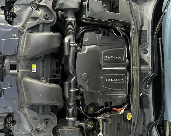 Черный Ягуар ХФ, объемом двигателя 3 л и пробегом 94 тыс. км за 12999 $, фото 13 на Automoto.ua