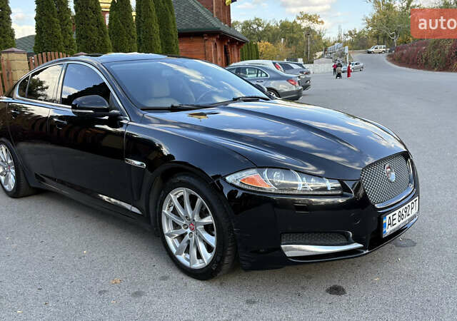Черный Ягуар ХФ, объемом двигателя 2 л и пробегом 180 тыс. км за 12000 $, фото 16 на Automoto.ua