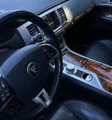 Черный Ягуар ХФ, объемом двигателя 2 л и пробегом 215 тыс. км за 12800 $, фото 14 на Automoto.ua