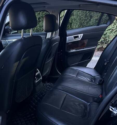 Черный Ягуар ХФ, объемом двигателя 2 л и пробегом 215 тыс. км за 12800 $, фото 11 на Automoto.ua