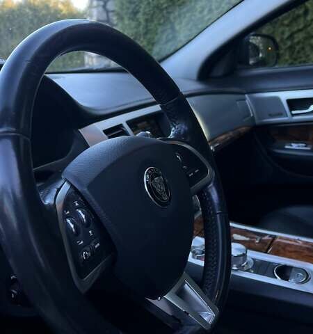 Черный Ягуар ХФ, объемом двигателя 2 л и пробегом 215 тыс. км за 12800 $, фото 13 на Automoto.ua