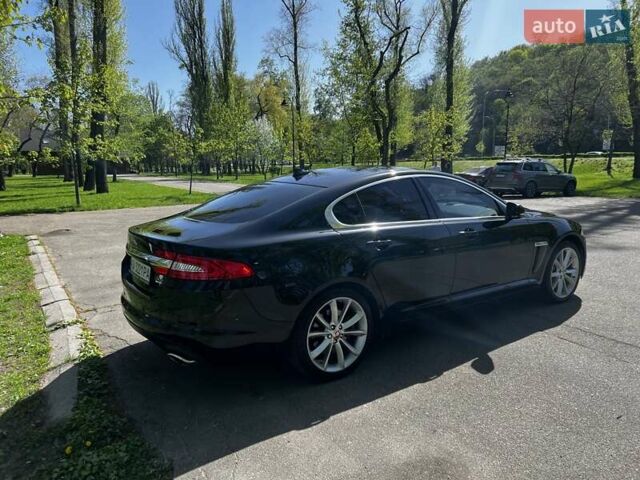 Черный Ягуар ХФ, объемом двигателя 3 л и пробегом 139 тыс. км за 13150 $, фото 3 на Automoto.ua