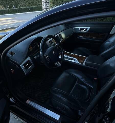 Черный Ягуар ХФ, объемом двигателя 2 л и пробегом 215 тыс. км за 12800 $, фото 18 на Automoto.ua