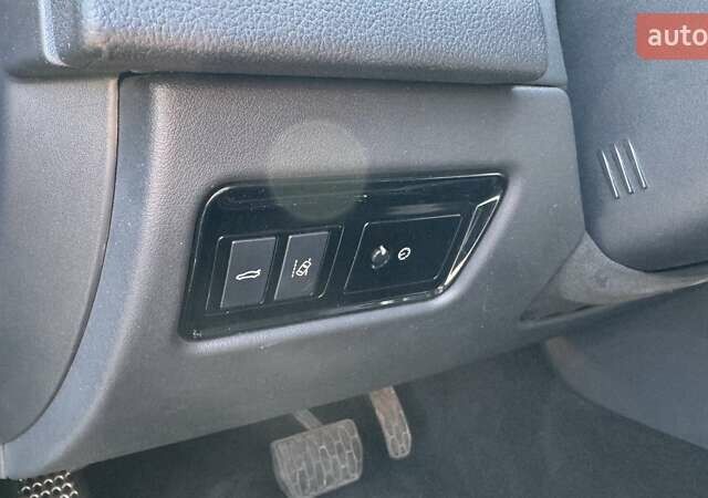 Черный Ягуар ХФ, объемом двигателя 3 л и пробегом 107 тыс. км за 16200 $, фото 29 на Automoto.ua