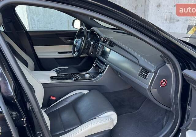 Черный Ягуар ХФ, объемом двигателя 3 л и пробегом 107 тыс. км за 16200 $, фото 35 на Automoto.ua