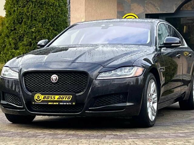 Черный Ягуар ХФ, объемом двигателя 3 л и пробегом 177 тыс. км за 16750 $, фото 2 на Automoto.ua