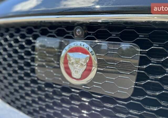 Черный Ягуар ХФ, объемом двигателя 3 л и пробегом 107 тыс. км за 16200 $, фото 16 на Automoto.ua