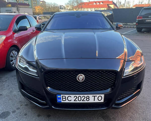 Черный Ягуар ХФ, объемом двигателя 3 л и пробегом 177 тыс. км за 18500 $, фото 2 на Automoto.ua