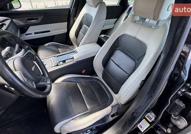 Черный Ягуар ХФ, объемом двигателя 3 л и пробегом 107 тыс. км за 16200 $, фото 26 на Automoto.ua