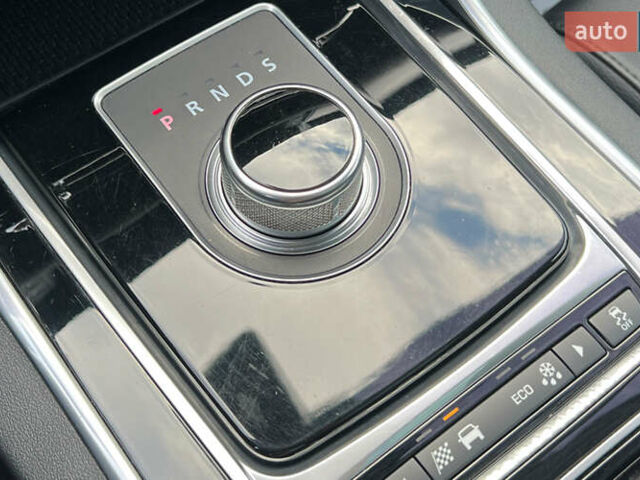 Чорний Ягуар ХФ, об'ємом двигуна 3 л та пробігом 177 тис. км за 16750 $, фото 16 на Automoto.ua