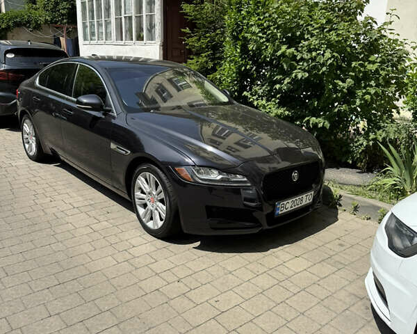 Черный Ягуар ХФ, объемом двигателя 3 л и пробегом 170 тыс. км за 14500 $, фото 6 на Automoto.ua