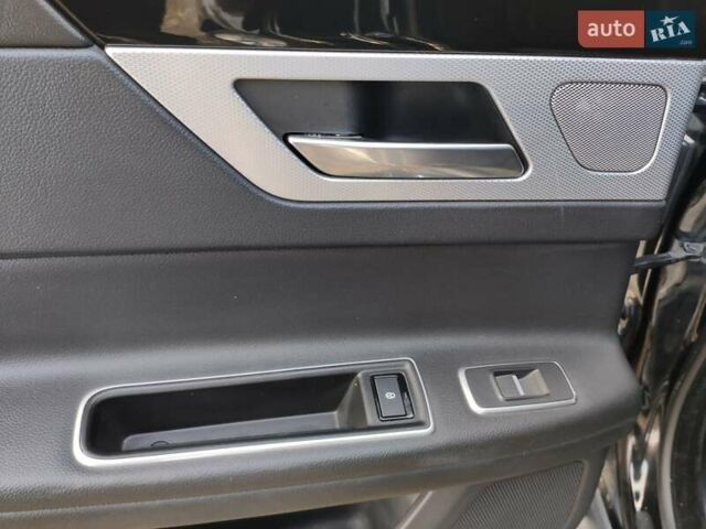 Черный Ягуар ХФ, объемом двигателя 3 л и пробегом 118 тыс. км за 21500 $, фото 42 на Automoto.ua