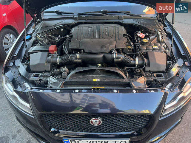 Черный Ягуар ХФ, объемом двигателя 3 л и пробегом 177 тыс. км за 18500 $, фото 12 на Automoto.ua