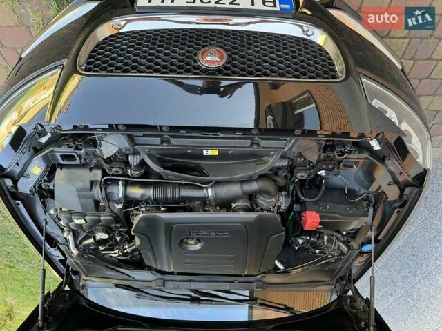 Черный Ягуар ХФ, объемом двигателя 2 л и пробегом 65 тыс. км за 17200 $, фото 7 на Automoto.ua