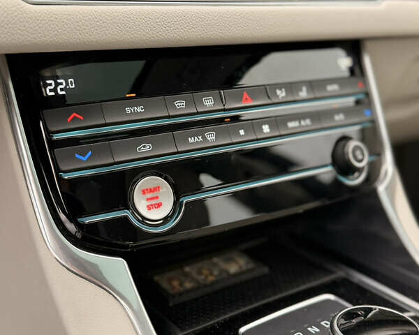 Черный Ягуар ХФ, объемом двигателя 3 л и пробегом 148 тыс. км за 18700 $, фото 28 на Automoto.ua